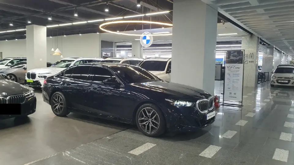 BMW 5 Series 2023, арт. KR-3697022 — фото 1