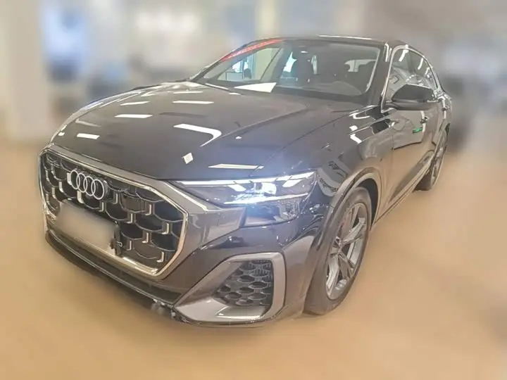 Audi Q8 2024, арт. CN-3698112 — фото 1