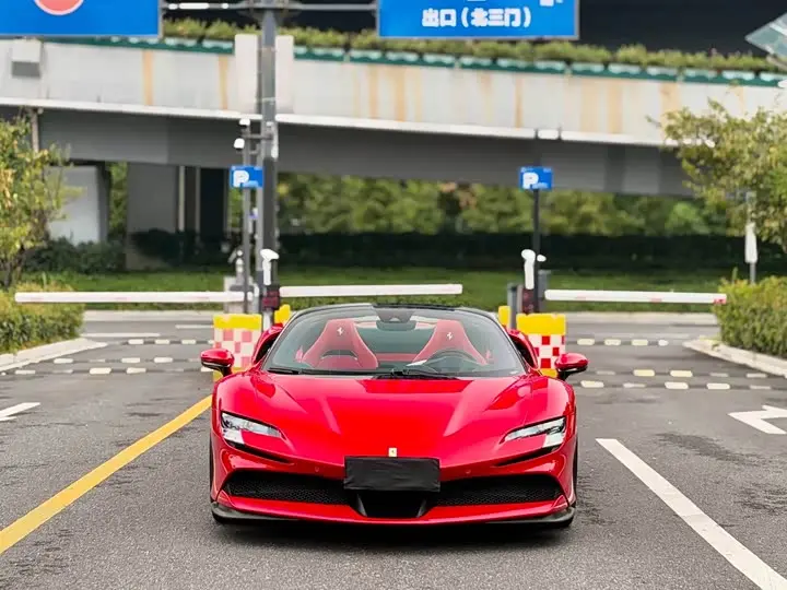 Ferrari SF90 2021, арт. CN-3698475 — фото 1