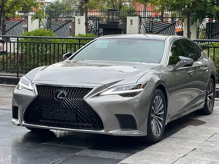 Lexus LS 2024, арт. CN-3698540 — фото 1
