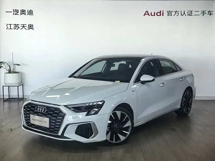 Audi A3 2024, арт. CN-3698713 — фото 1