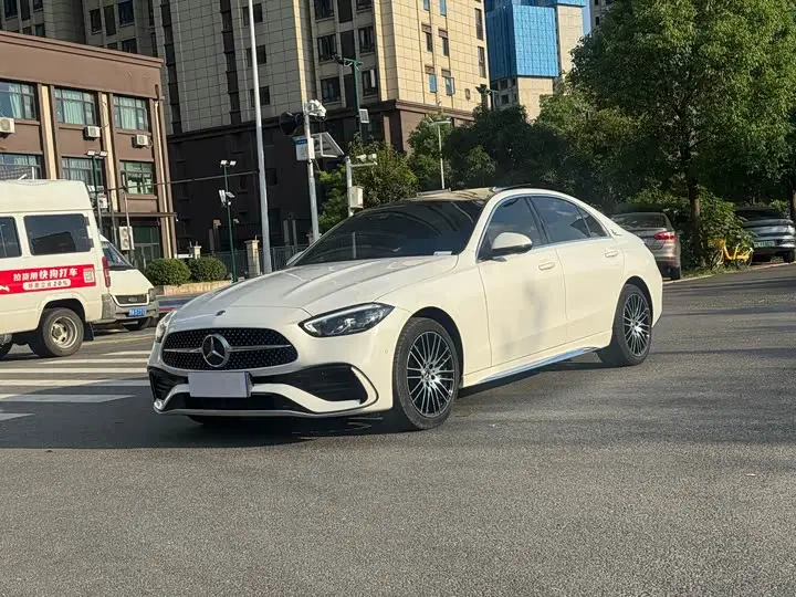 Mercedes-Benz C-Class 2024, арт. CN-3698826 — фото 1