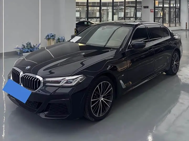 BMW 5 Series 2022, арт. CN-3698913 — фото 1