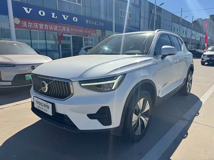 Volvo XC40 2024, арт. CN-3699353 — фото 1
