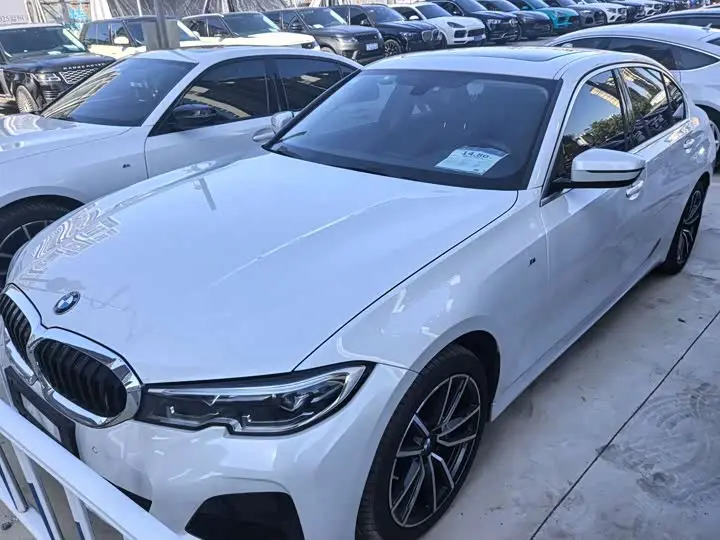 BMW 3 Series 2022, арт. CN-3699590 — фото 1