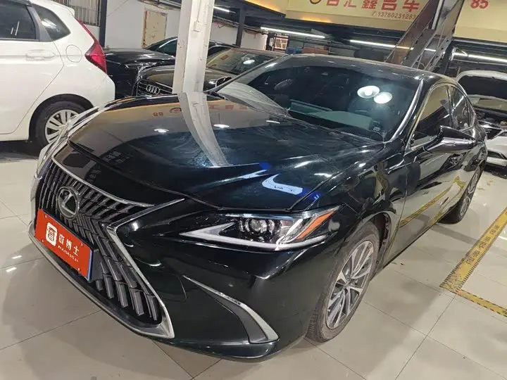 Lexus ES 2022, арт. CN-3699607 — фото 1