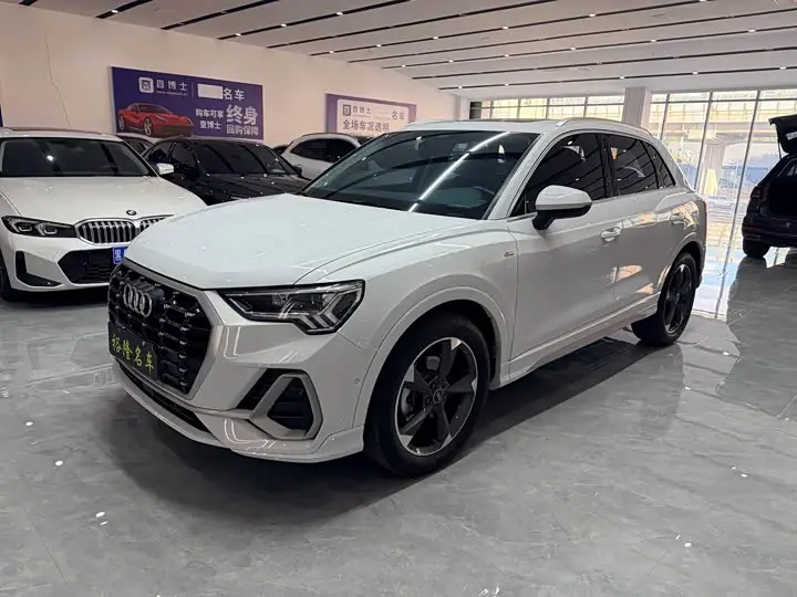 Audi Q3 2022, арт. CN-3699648 — фото 1