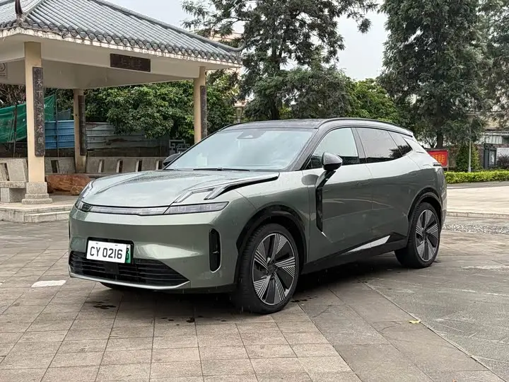 Lynk & Co 08 EM-P Hybrid 2023, арт. CN-3699747 — фото 1