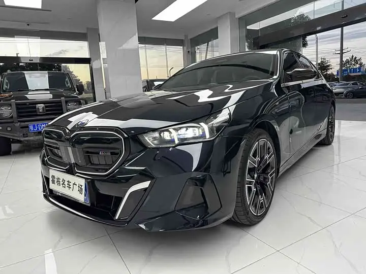 BMW 5 Series 2024, арт. CN-3699793 — фото 1
