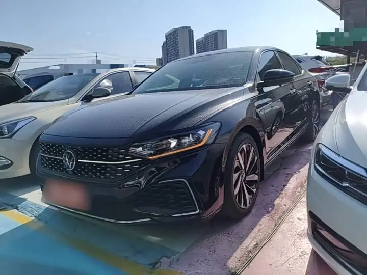 Volkswagen Passat 2022, арт. CN-3700530 — фото 1