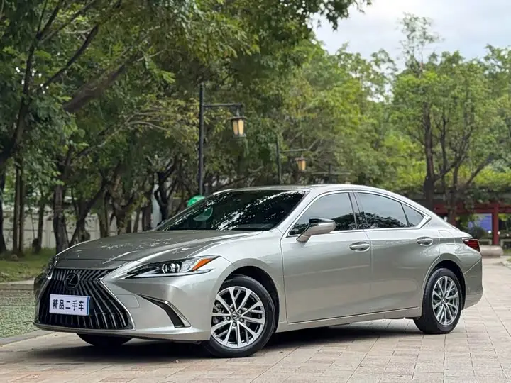Lexus ES 2023, арт. CN-3700607 — фото 1
