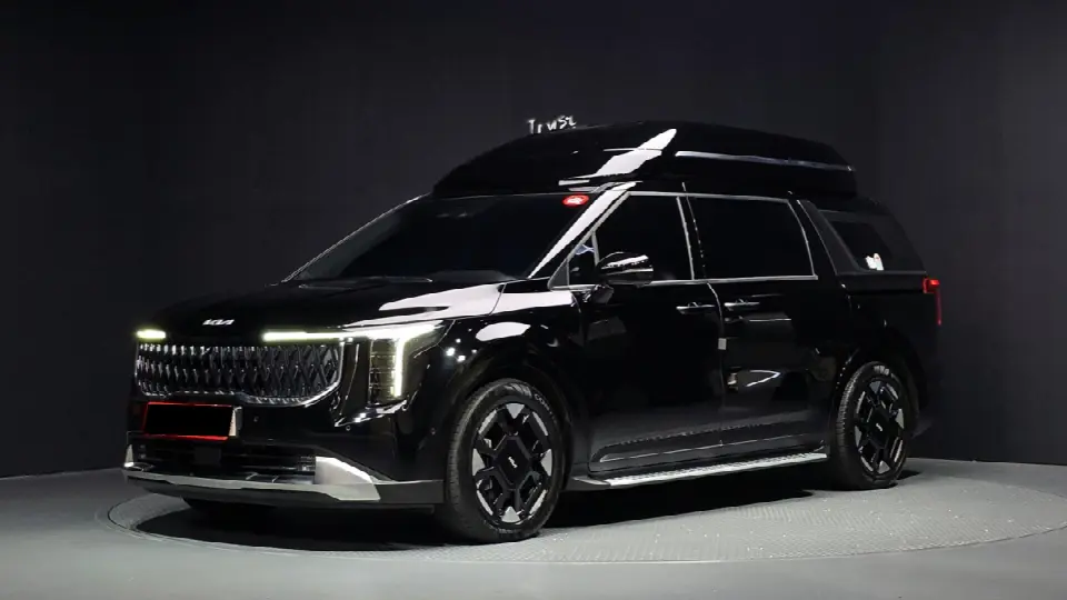 Kia Carnival 2023, арт. KR-3701625 — фото 1