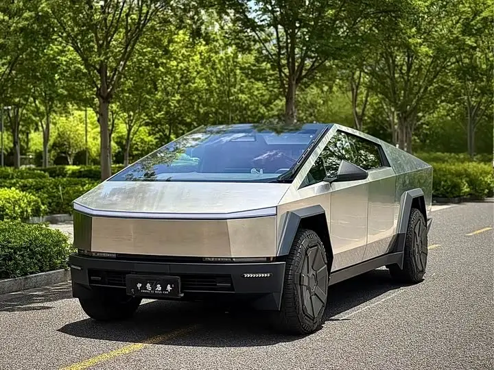 Tesla Cybertruck 2024, фото из объявления