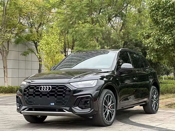 Audi Q5L 2024, арт. CN-3705834 — фото 1