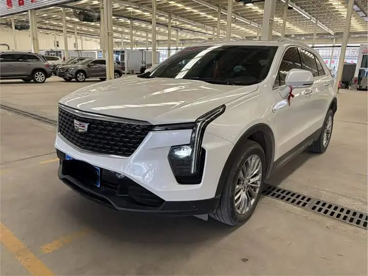 Cadillac XT4 2024, арт. CN-3705861 — фото 1