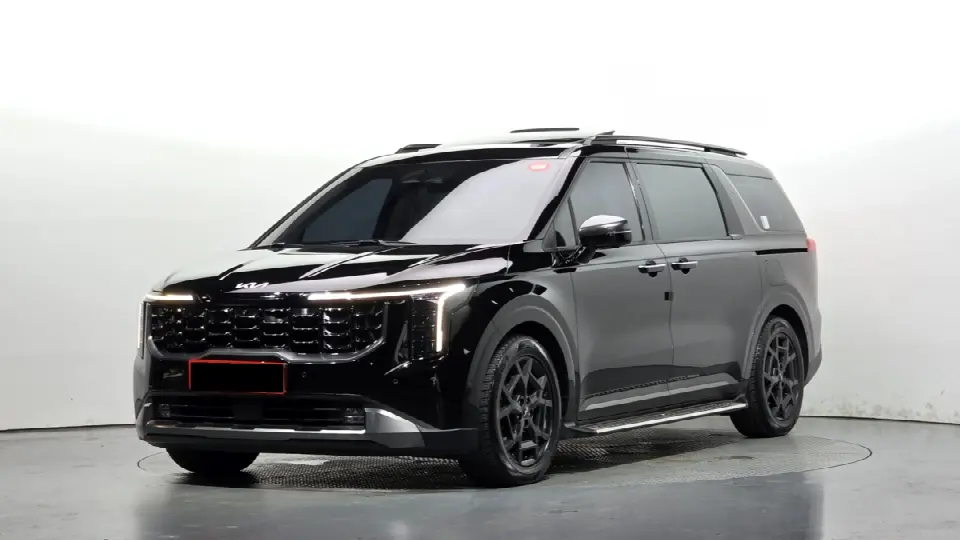 Kia Carnival 2023, арт. KR-3706167 — фото 1