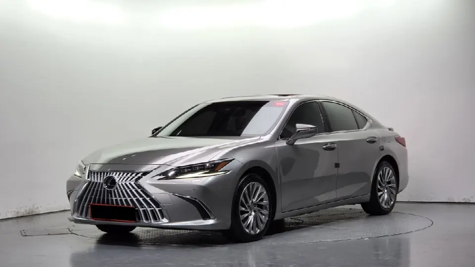 Lexus ES 2018, арт. KR-3706197 — фото 1