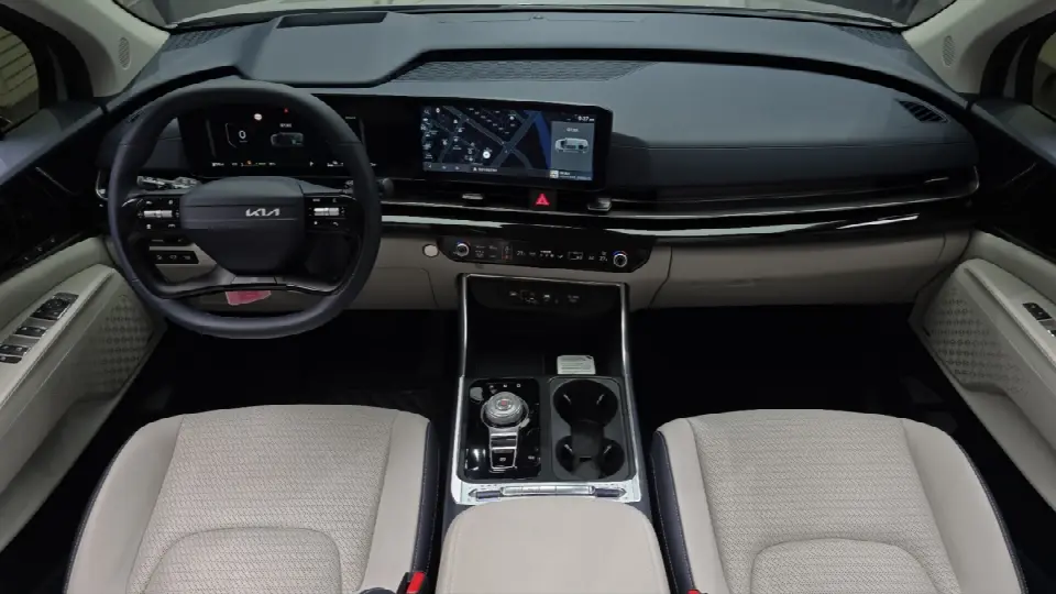 Kia Carnival 2023, арт. KR-3706398 — фото 1
