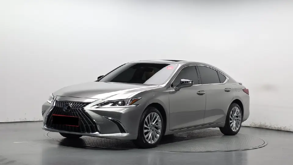 Lexus ES 2018, арт. KR-3706792 — фото 1