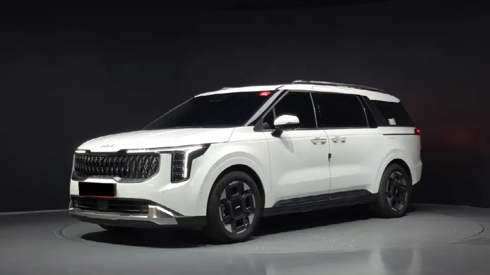 Kia Carnival 2023, арт. KR-3707199 — фото 1