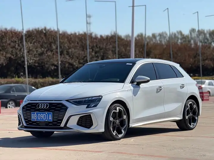 Audi A3 2023, арт. CN-3709074 — фото 1