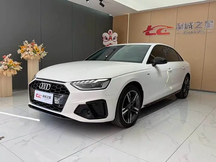 Audi A4L 2022, арт. CN-3709190 — фото 1