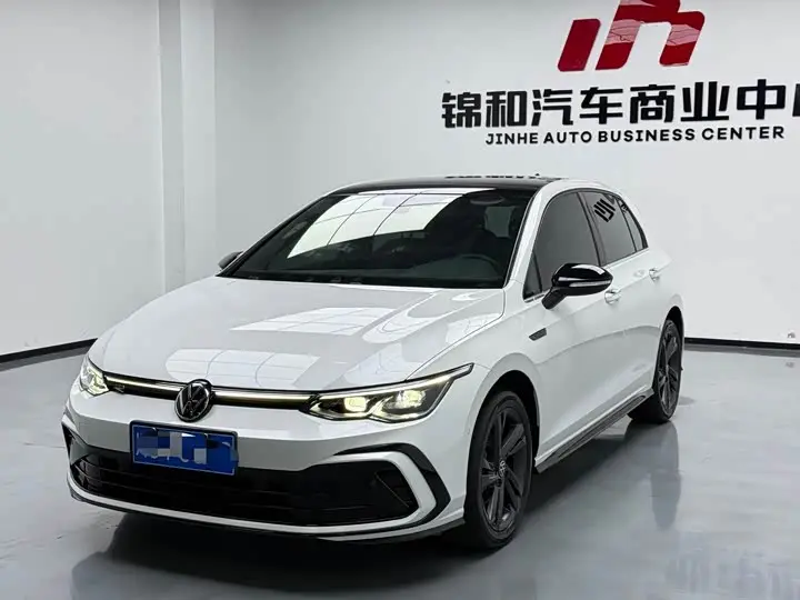 Volkswagen Golf 2023, арт. CN-3709265 — фото 1