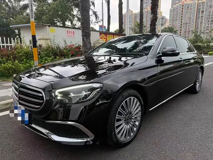 Mercedes-Benz E-Class 2023, арт. CN-3709437 — фото 1