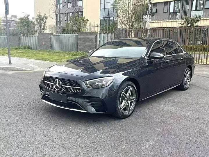Mercedes-Benz E-Class 2023, арт. CN-3710741 — фото 1