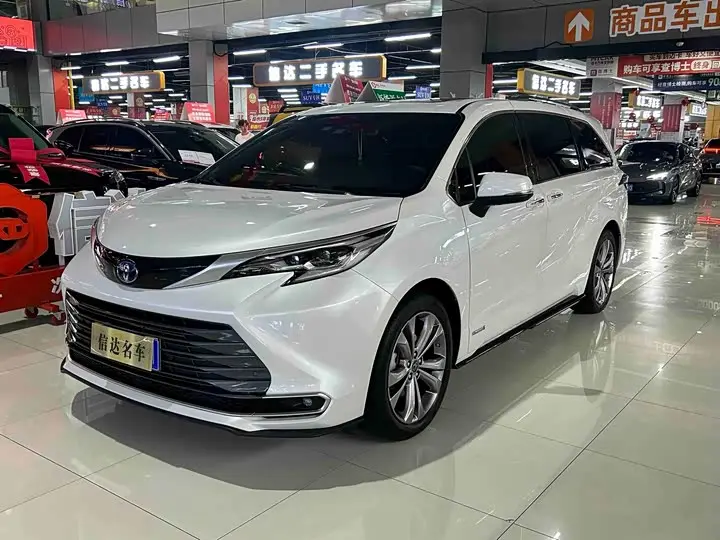 Toyota Sienna 2021, арт. CN-3710751 — фото 1