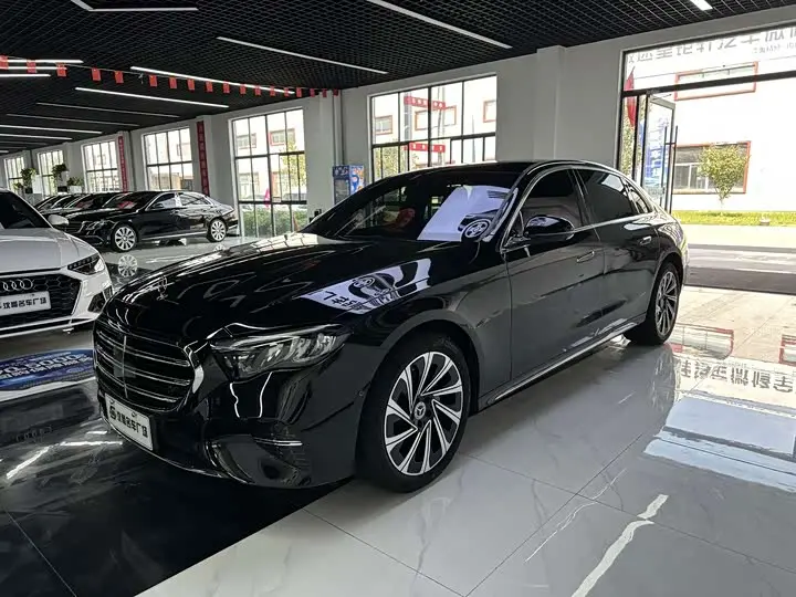 Mercedes-Benz E-Class 2024, арт. CN-3711039 — фото 1