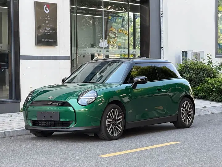 Mini Cooper 2025, арт. CN-3711082 — фото 1
