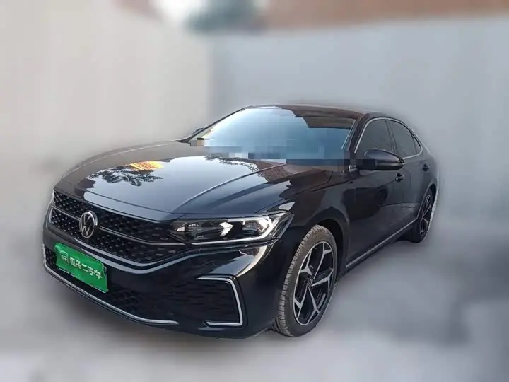 Volkswagen Passat 2023, арт. CN-3711214 — фото 1