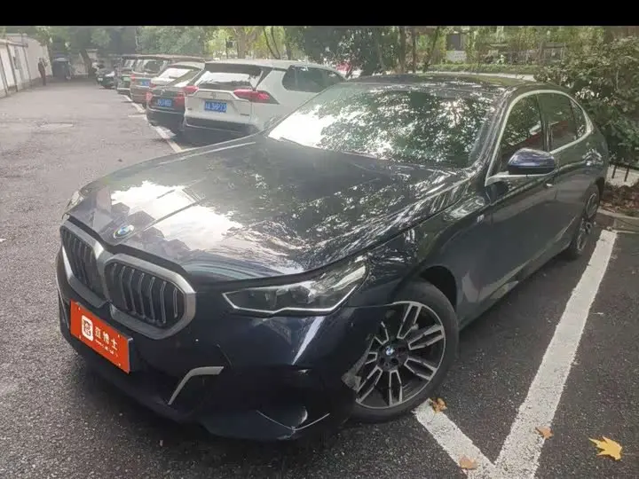 BMW 5 Series 2024, арт. CN-3711352 — фото 1