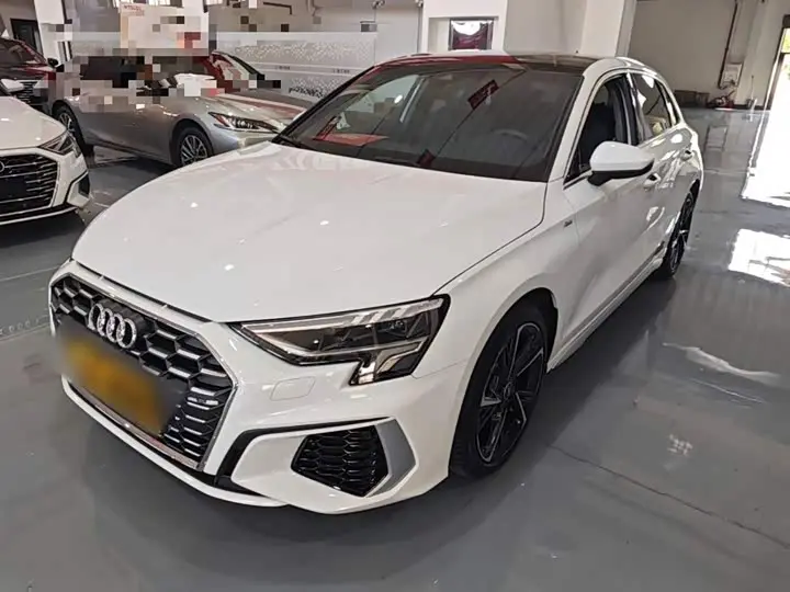 Audi A3 2023, арт. CN-3711421 — фото 1