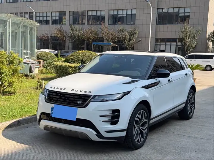 Land Rover Range Rover Evoque L 2024, арт. CN-3711813 — фото 1