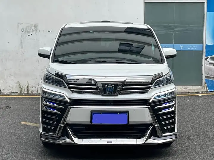 Toyota Vellfire 2021, арт. CN-3711866 — фото 1