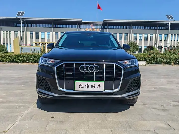 Audi Q7 2022, арт. CN-3712360 — фото 1