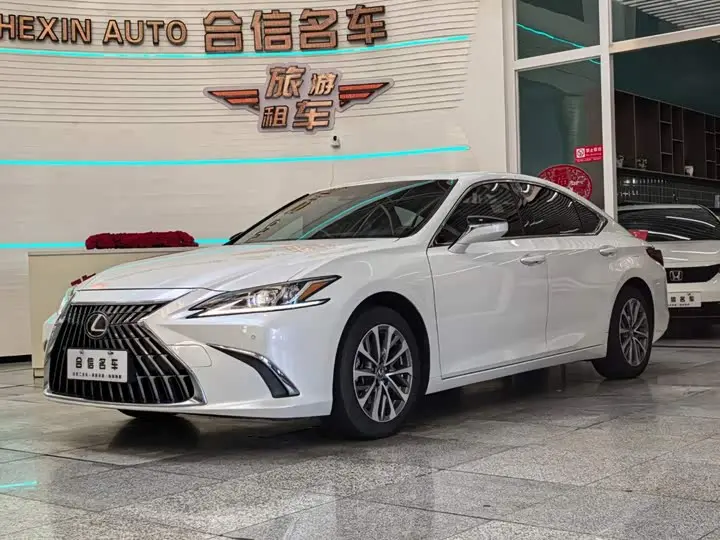 Lexus ES 2021, арт. CN-3712506 — фото 1