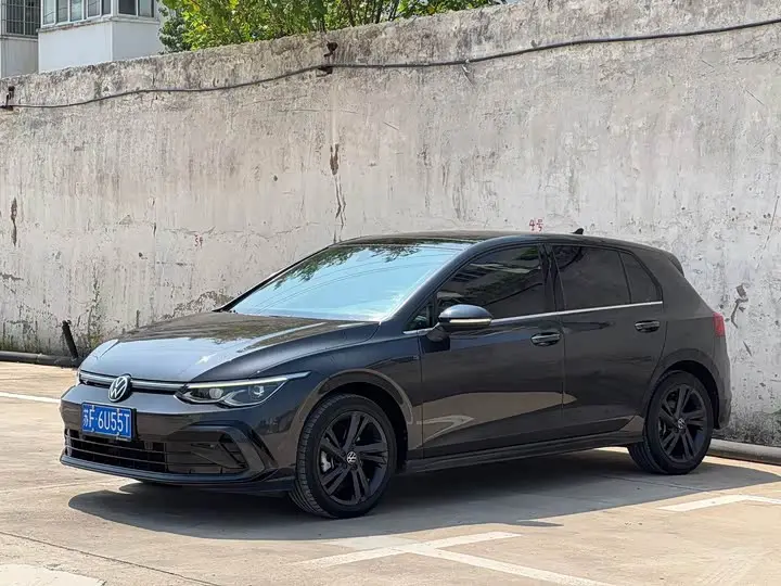 Volkswagen Golf 2021, арт. CN-3712511 — фото 1