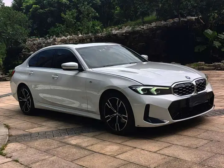 BMW 3 Series 2023, арт. CN-3712821 — фото 1