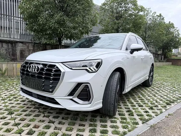 Audi Q3 2022, арт. CN-3713429 — фото 1