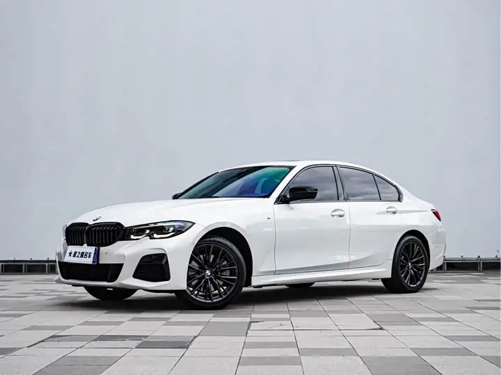 BMW 3 Series 2022, арт. CN-3713592 — фото 1