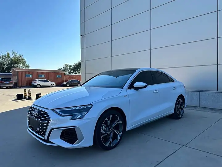 Audi A3 2022, арт. CN-3713721 — фото 1