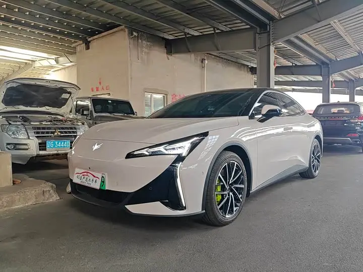 BAIC Arcfox Alpha S5 2025, арт. CN-3714020 — фото 1