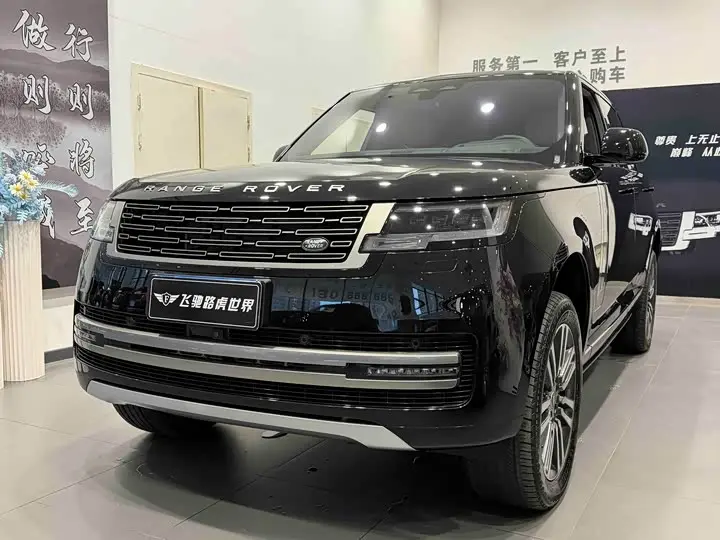Land Rover Range Rover 2024, арт. CN-3714457 — фото 1