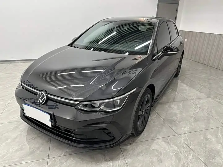 Volkswagen Golf 2023, арт. CN-3714485 — фото 1