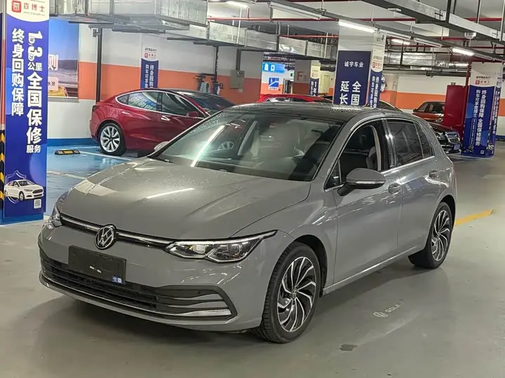 Volkswagen Golf 2023, арт. CN-3714521 — фото 1