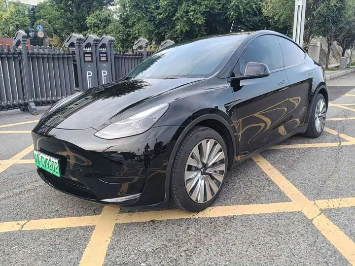 Tesla Model Y 2022, арт. CN-3714809 — фото 1