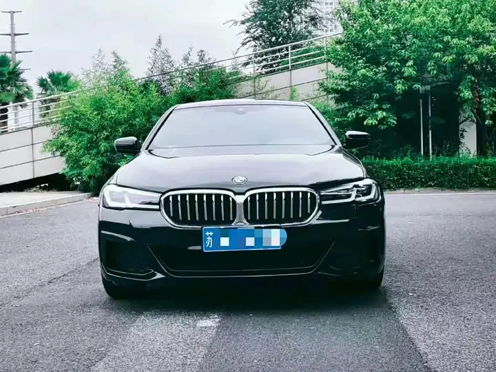 BMW 5 Series 2022, арт. CN-3714849 — фото 1